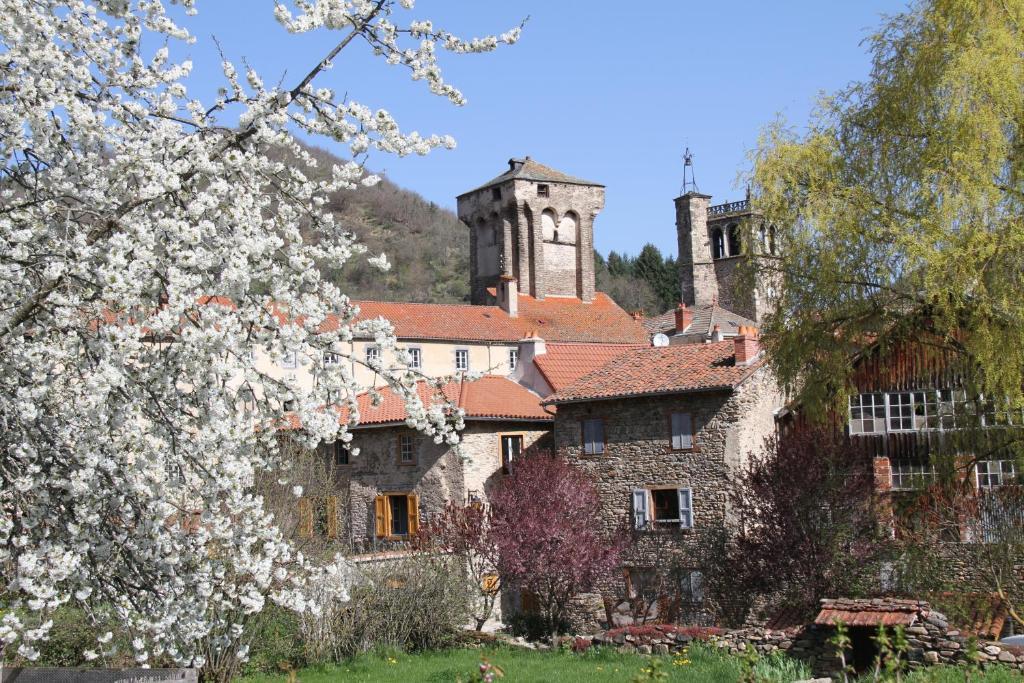 Hotel La Bougnate Blesle Esterno foto