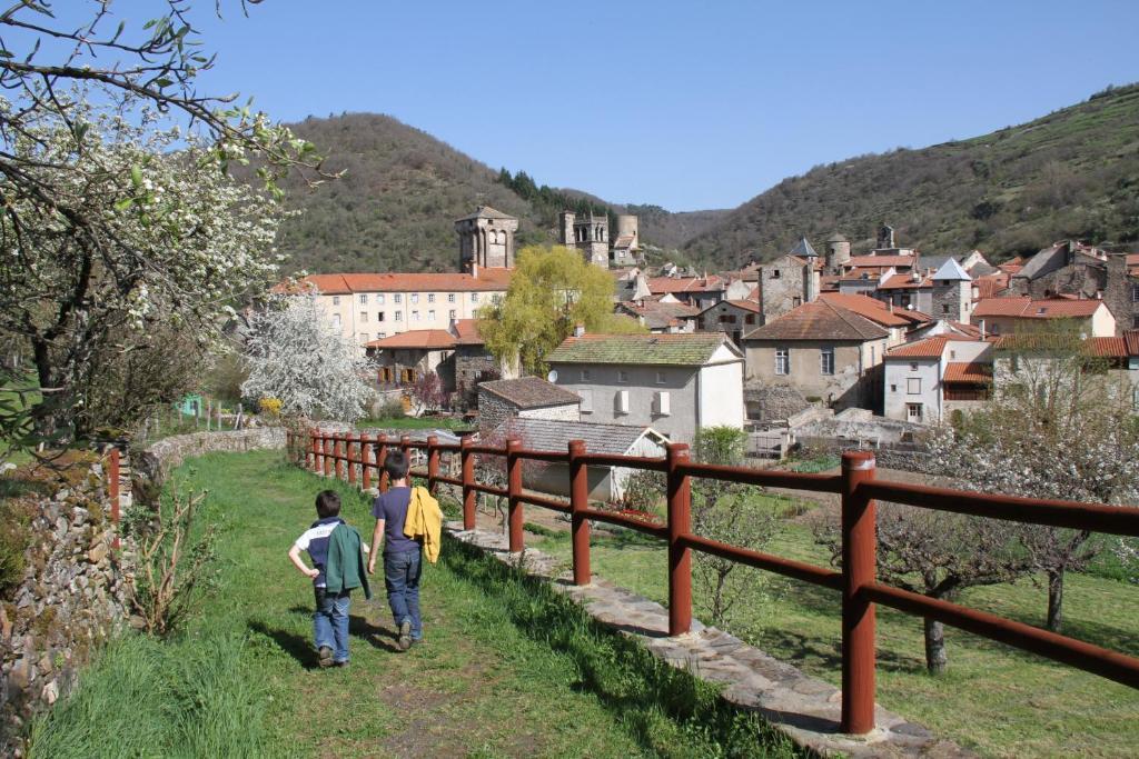 Hotel La Bougnate Blesle Esterno foto